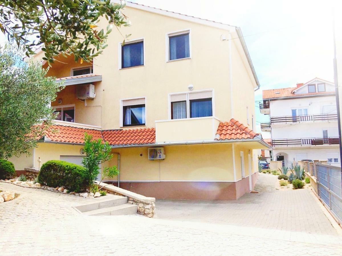 Nina Apartment Zadar Bagian luar foto